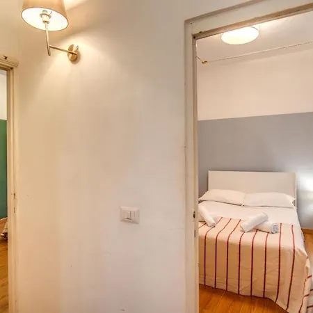 Campo Dei Fiori Apertment Easy Life In * Rome